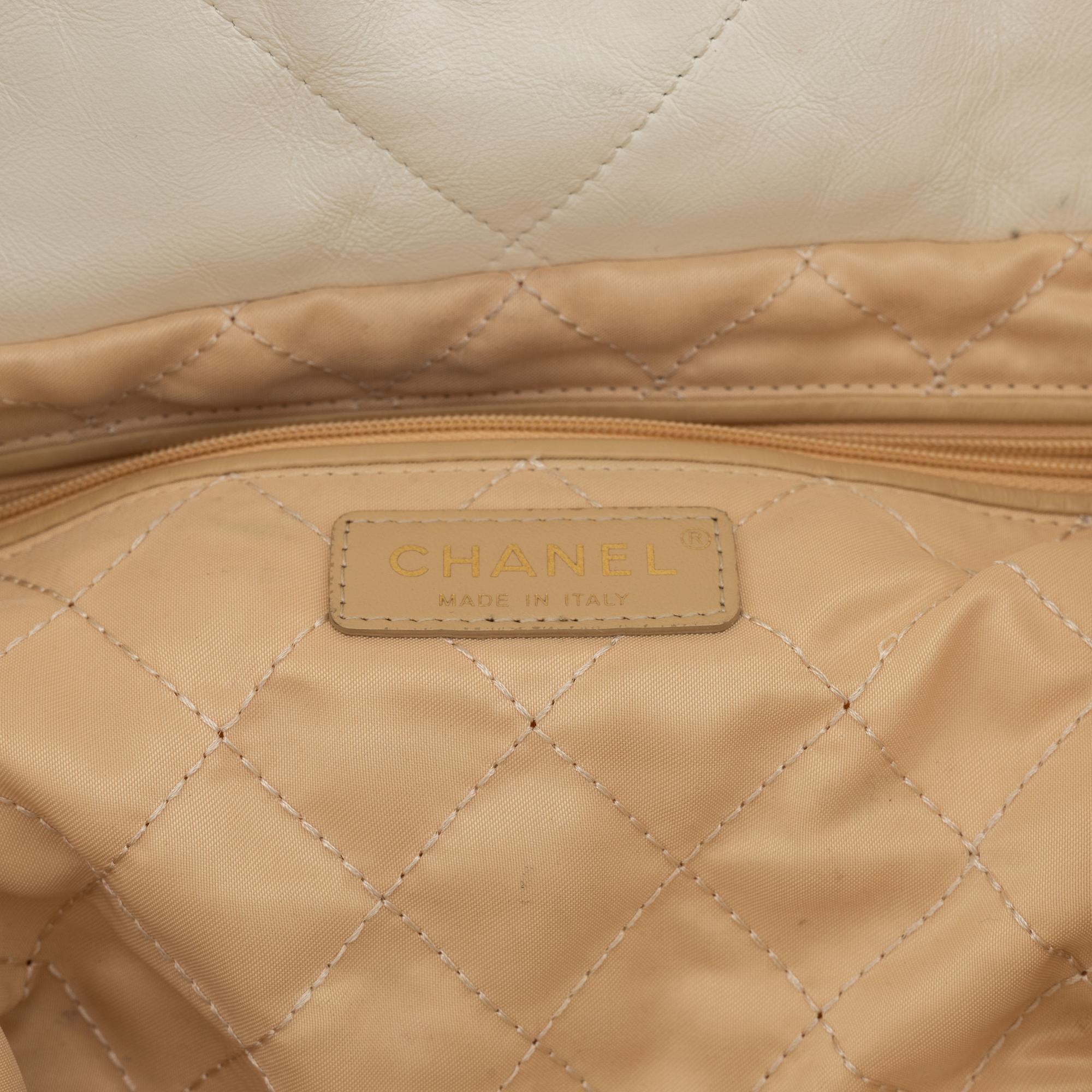 Chanel, väska, "22 Bag", efter 2022.