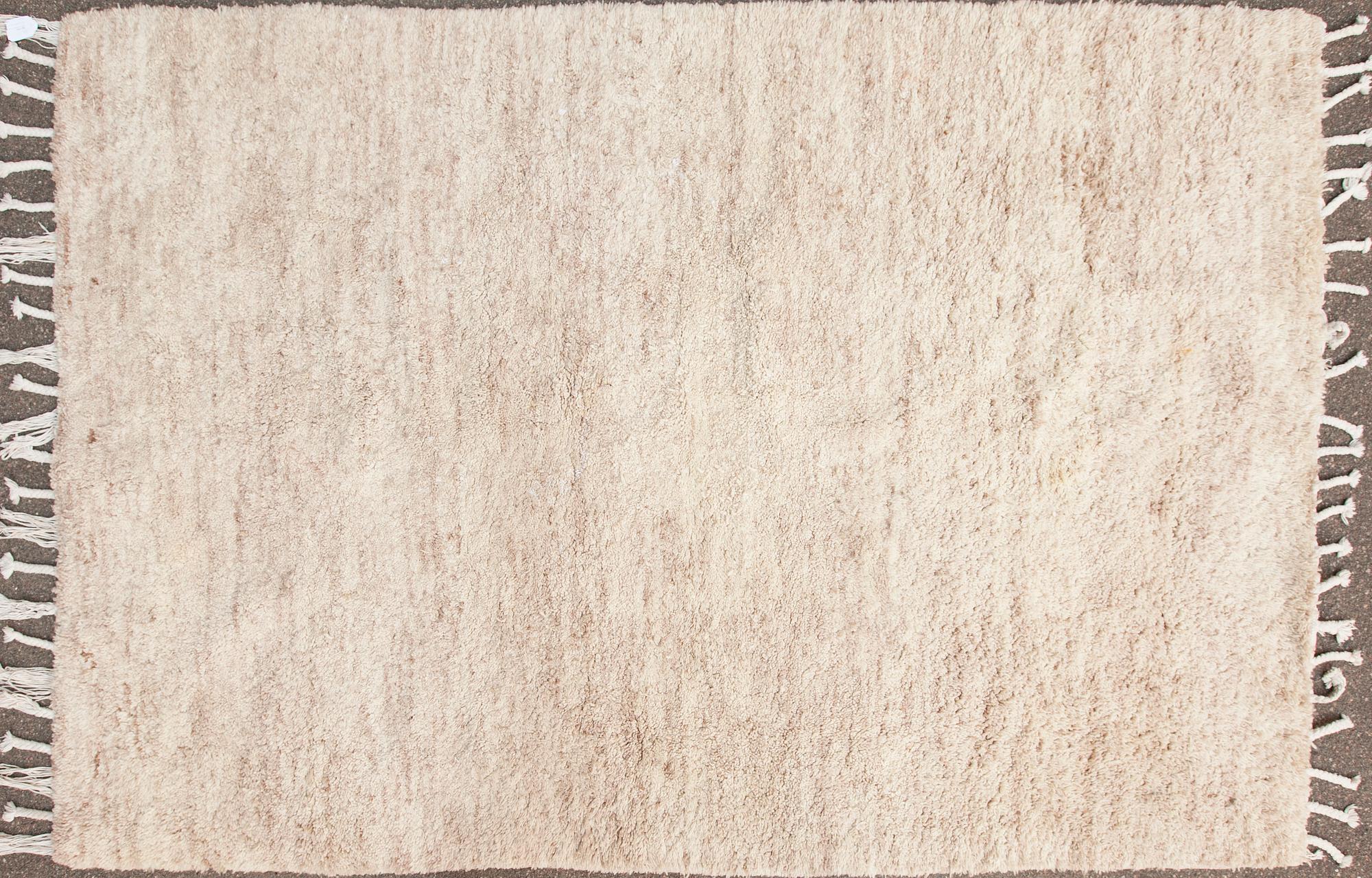 MATTA, ull, Marocko. Ca 295 x 197 cm.