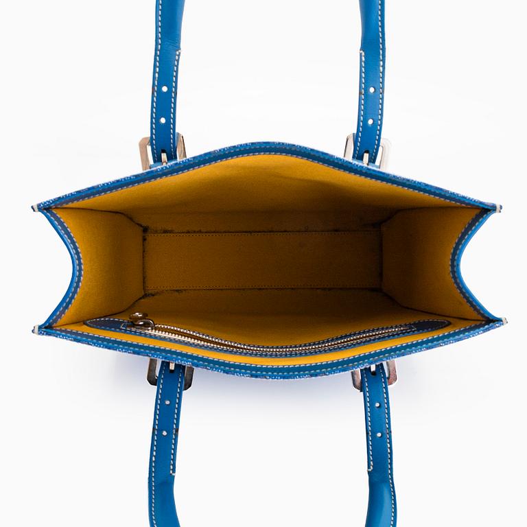 Goyard, a "Comores GM" bag.