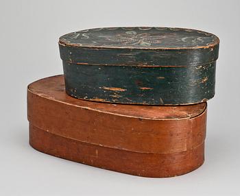 SVEPASKAR, 2 st, allmoge, daterade 1808 samt 1847.