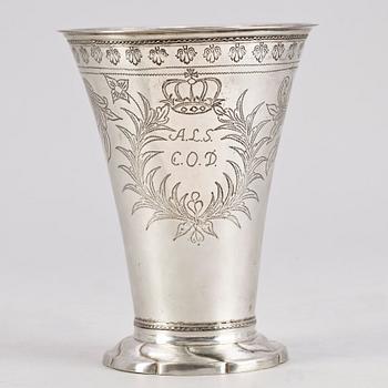 BÄGARE, silver, Johan Pettersen, 1762, Söderhamn. Vikt ca 213g.