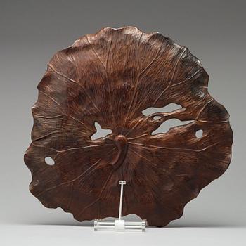 A large lotus leaf shaped tray, 19th Century.