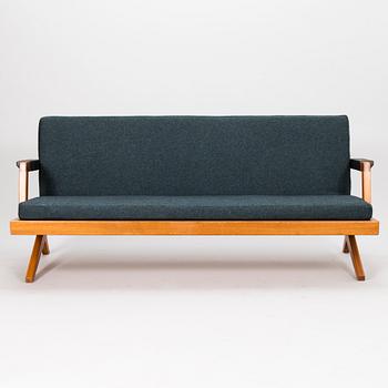 OLAVI HÄNNINEN,  SOHVA, "Bumerang", HMN Huonekalu Mikko Nupponen, Lahti 1960-luku.
