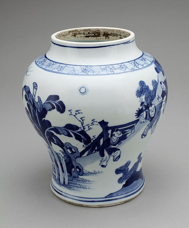 VAS, porslin, Kangxistil, Kina, 1800-tal.