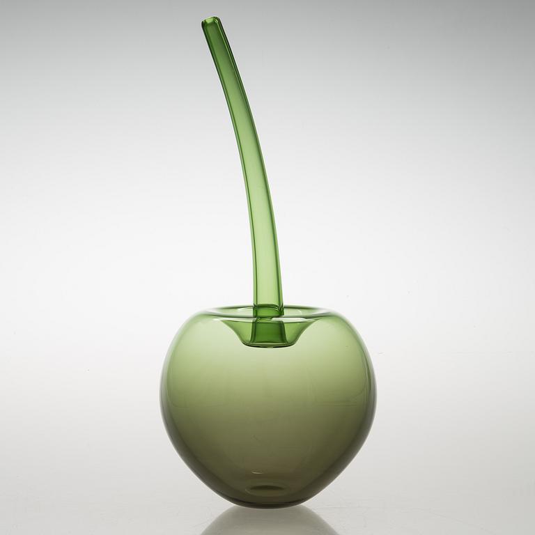 TIMO SARPANEVA, a 'Wild apple' sculpture signed Timo Sarpaneva, Iittala 1994.