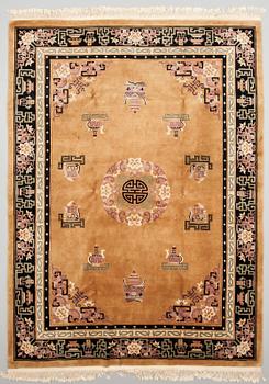 MATTA, old, Kina. Ca 335 x 242 cm.