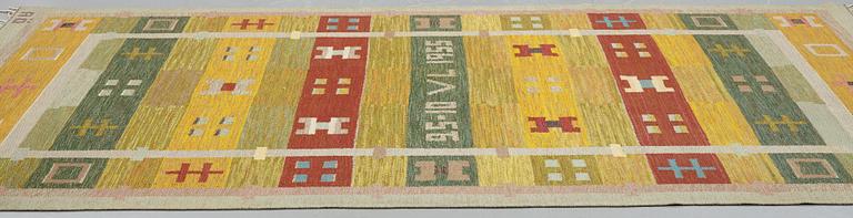 Agda Österberg, matto, flat weave, ca 335,5-338 x 182,5 cm, woven 25-10 VL 1955 and AÖ.