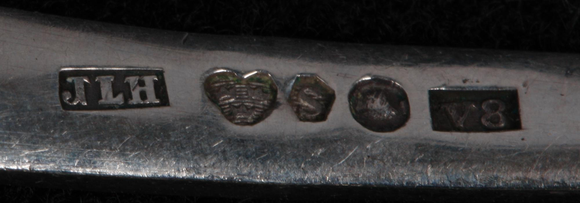 PARTI SILVER, 13 delar. Silver. Bla Stockholm 1947.