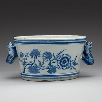 Rörstrand, A faience tureen, Rörstrand, 18th Century, dated 25/7 (17)51.