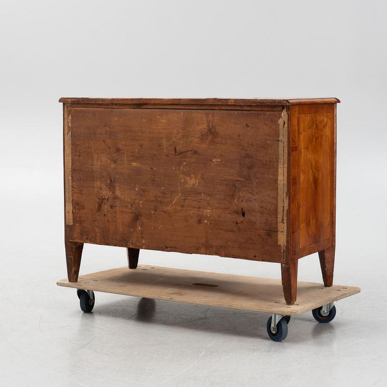 Byrå, sengustaviansk, sent 1700-tal.