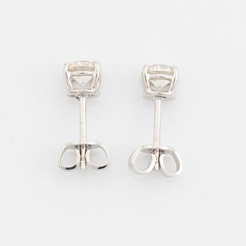 Brilliant cut diamond stud earrings, with IGI report.