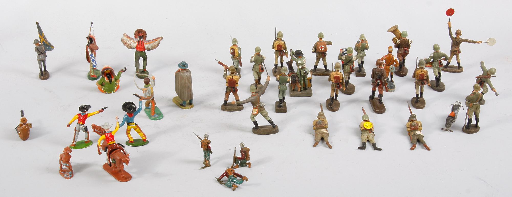 PARTI MINIATYRFIGURER, 37 delar, bl.a. Elastolin, Tyskland.
