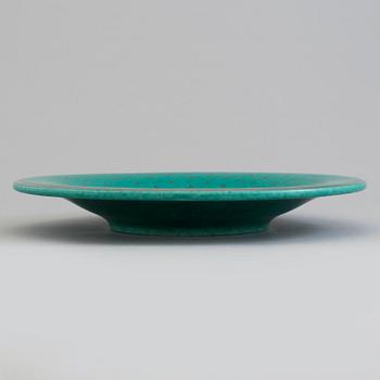 WILHELM KÅGE, an 'Argenta' stoneware dish from Gustavsberg, 1930's/40's.