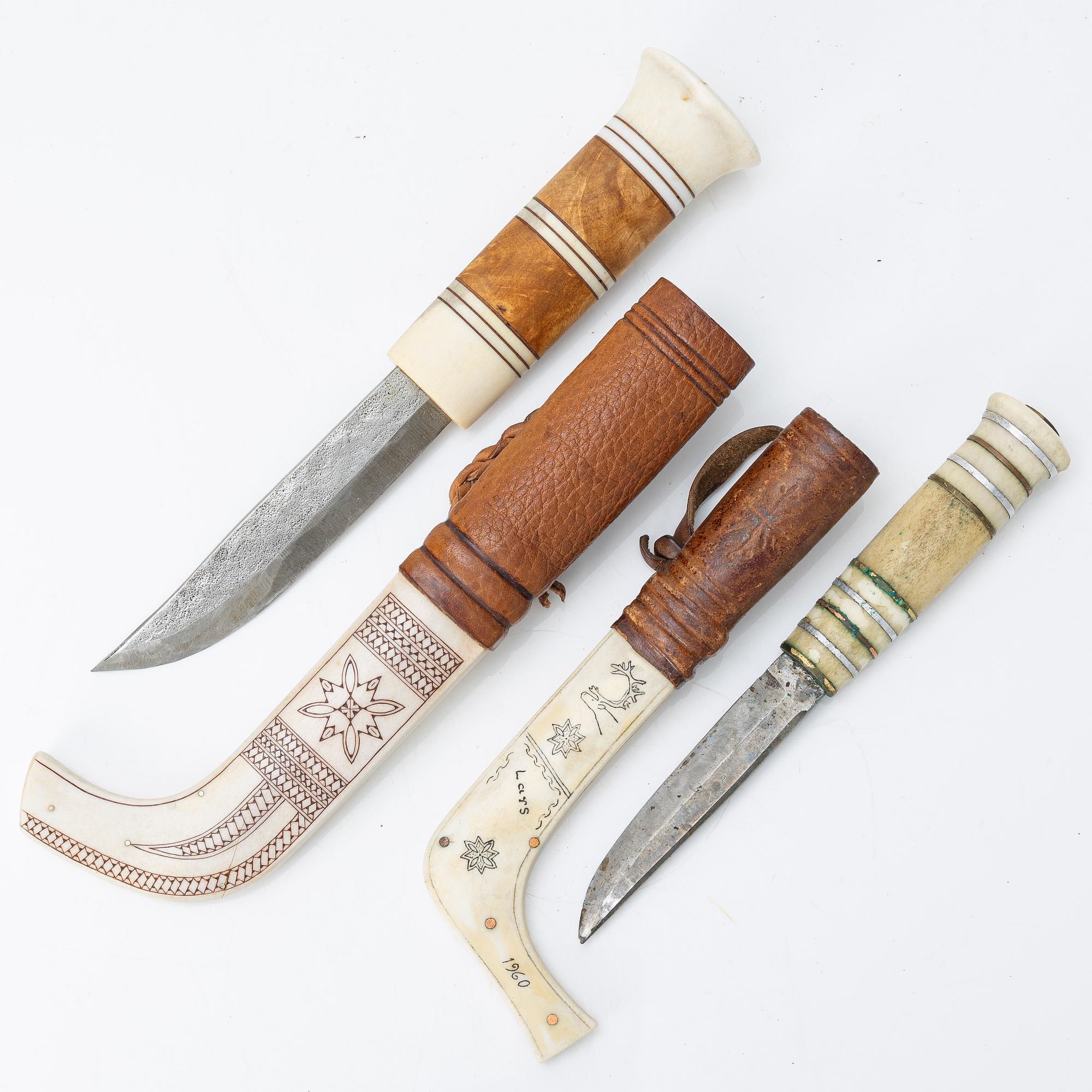 Two Half-horn knives, unidentified craftsmen, one signed NL (LN).