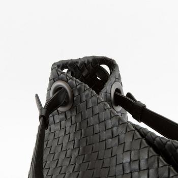 Bottega Veneta, bag, "Medium Garda".