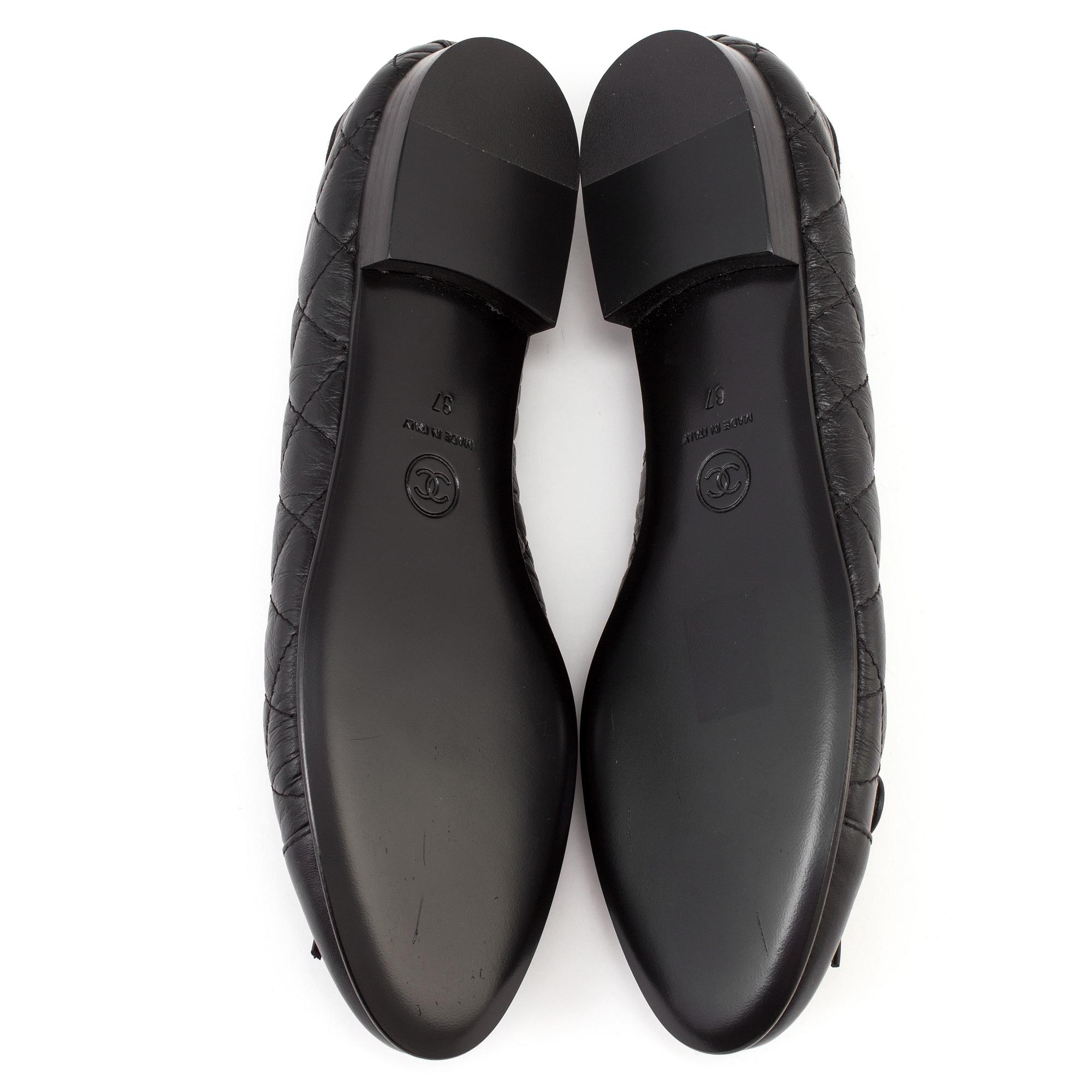SKOR, Chanel, storlek 37.