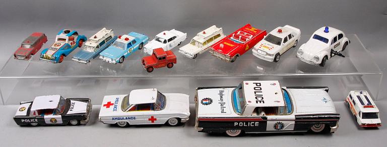 PARTI LEKSAKSBILAR, ca 35 st,  bl a Corgi och Lesney.