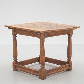 BORD, senbarock, 1700-tal.