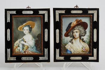 MINIATYRMÅLNINGAR, 2 st, gouacher, signerade K Leno och K Smith, 1900-talets första hälft.