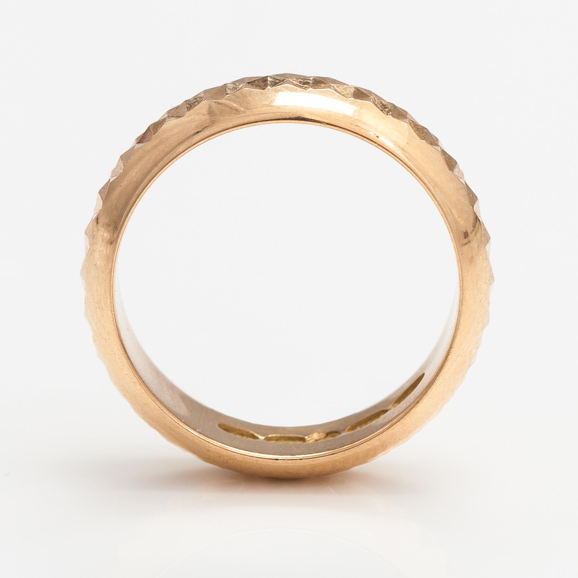 An 18K gold ring. Westerback, Helsinki 1972.
