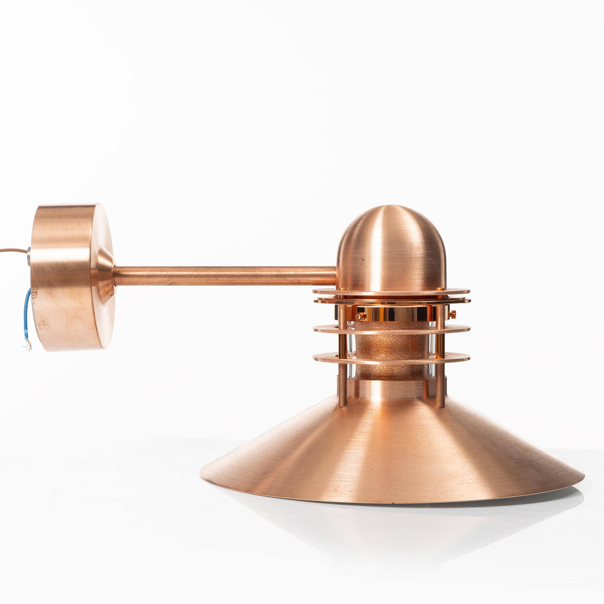 Alfred Homann & Ole V Kjaer, ytterlampa "Nyhavn", Louis Poulsen, Danmark.