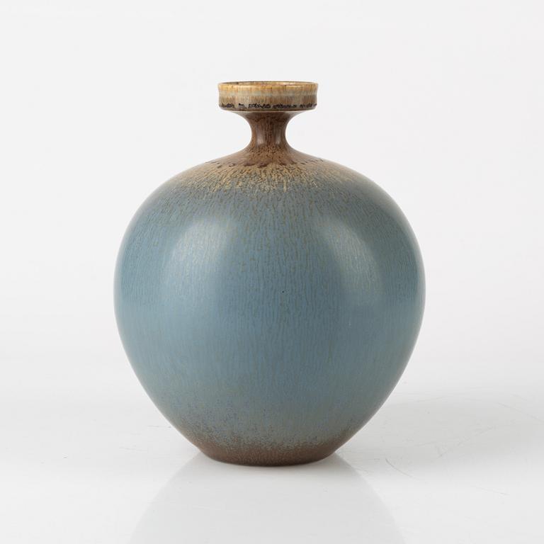 Sven Wejsfelt, a stoneware vase, Gustavsberg studio, Sweden 1987.