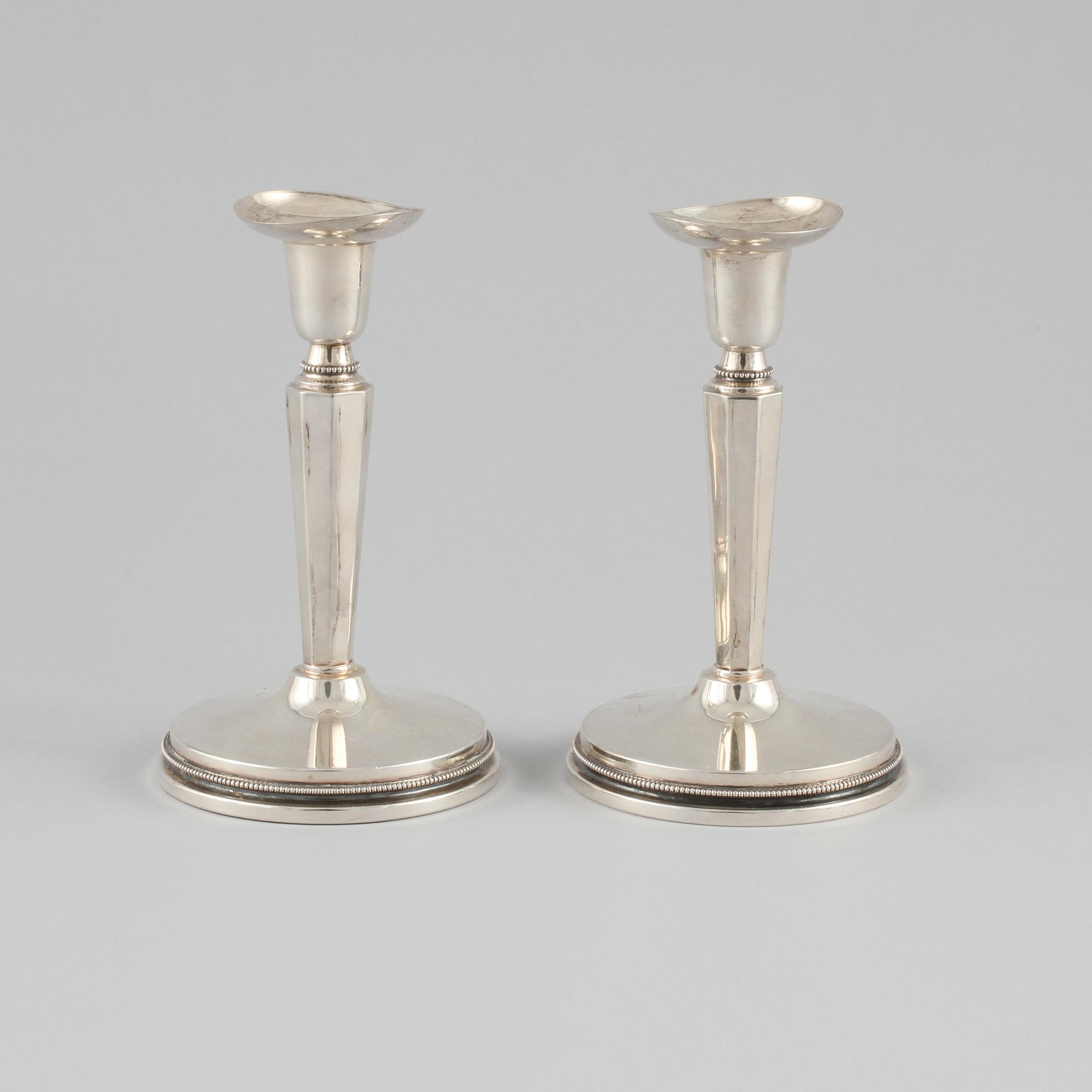 LJUSSTAKAR, ett par, silver, Markströms Guldsmeds Ab, Uppsala, 1956.