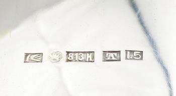 SILVERFÖREMÅL, 8 delar, svenska och finsk stämpel, 1900-tal. Vikt ca 363 gram.