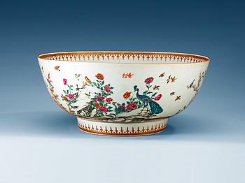 1456. A large famille rose punch bowl, Qing dynasty, Qianlong (1736-95).