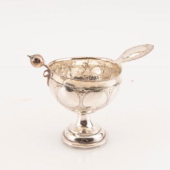 A 19th/20th century Baroque style silver cup weight 92 grams.