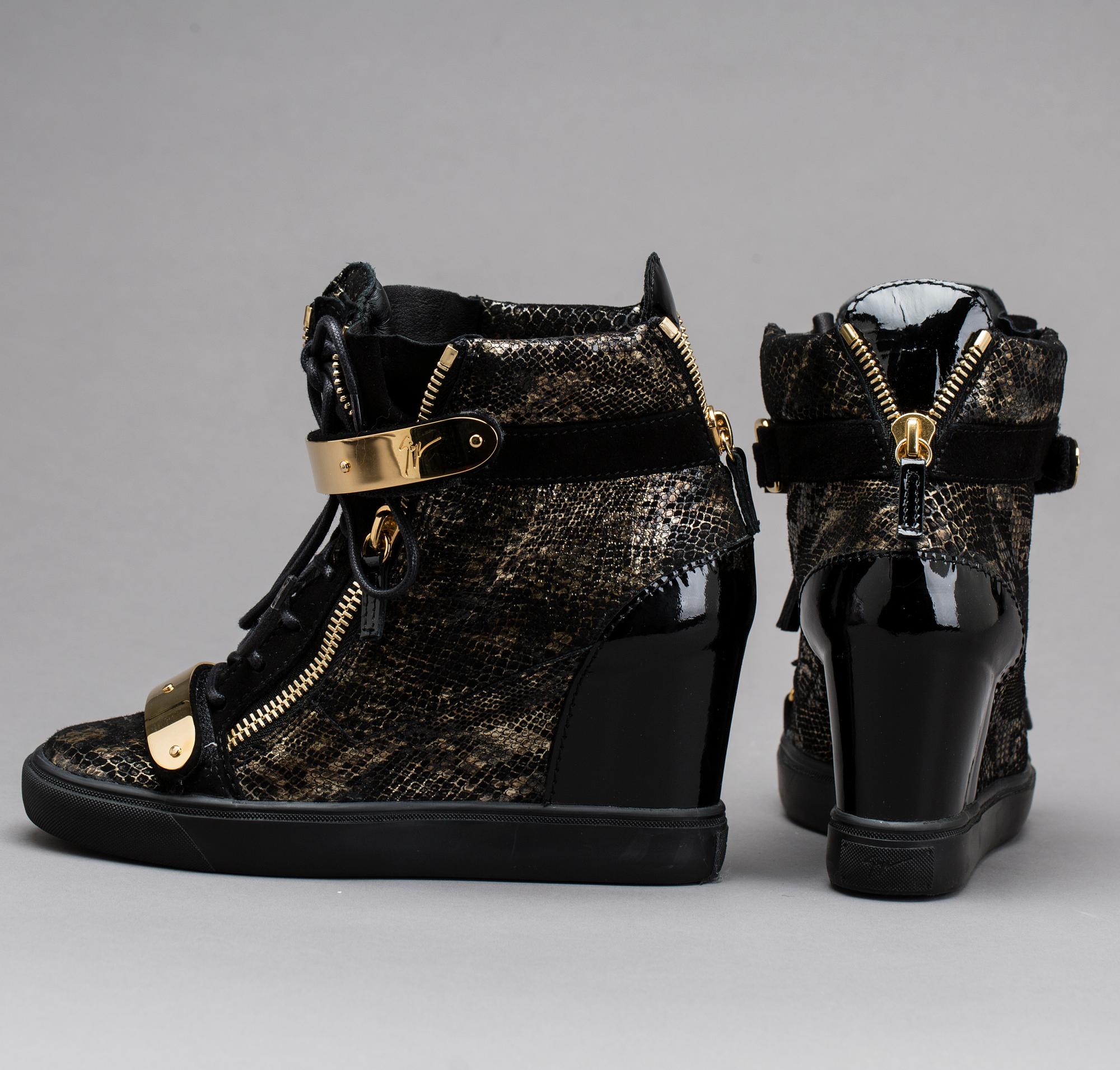 SKOR, Giuseppe Zanotti.