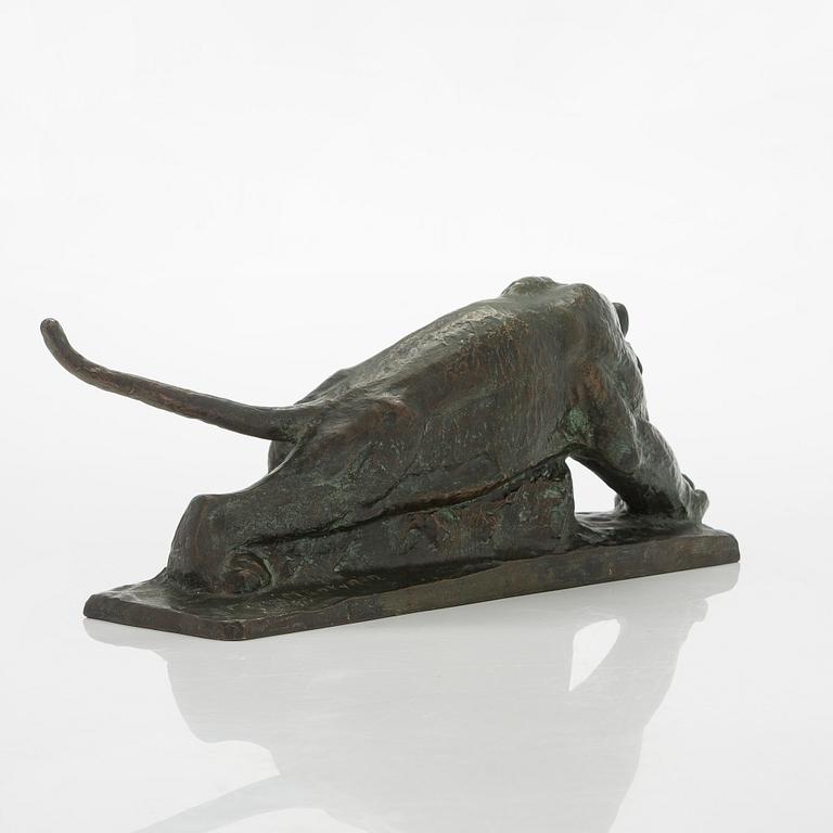 Jussi Mäntynen, Naarasleijona.