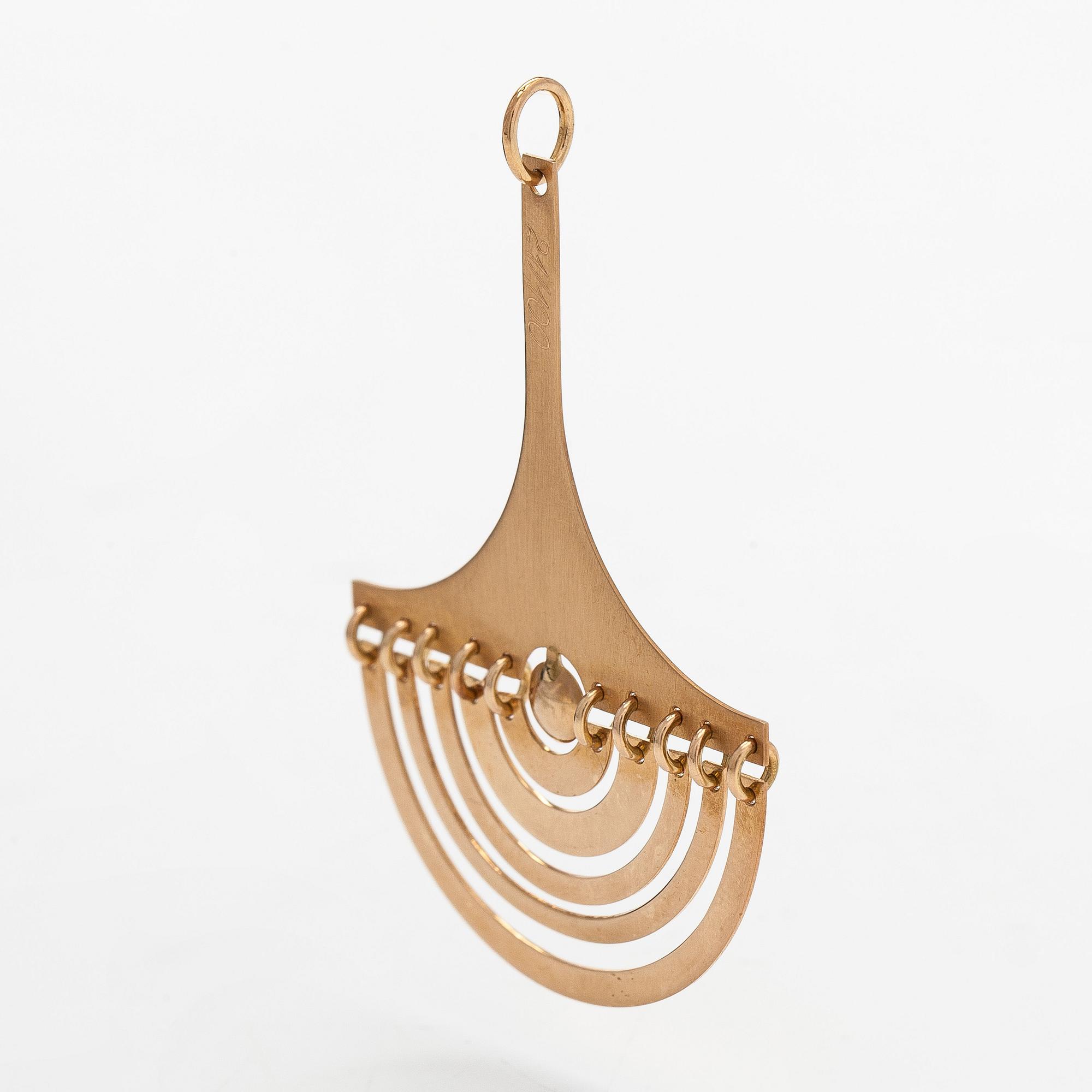 Tapio Wirkkala, riipus, "Puolikuu", 14K kultaa.