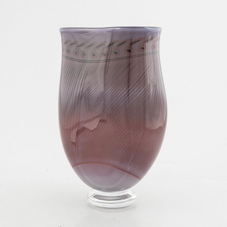 Gunnar Cyrén, a graal glass vase, Orrefors 1989.