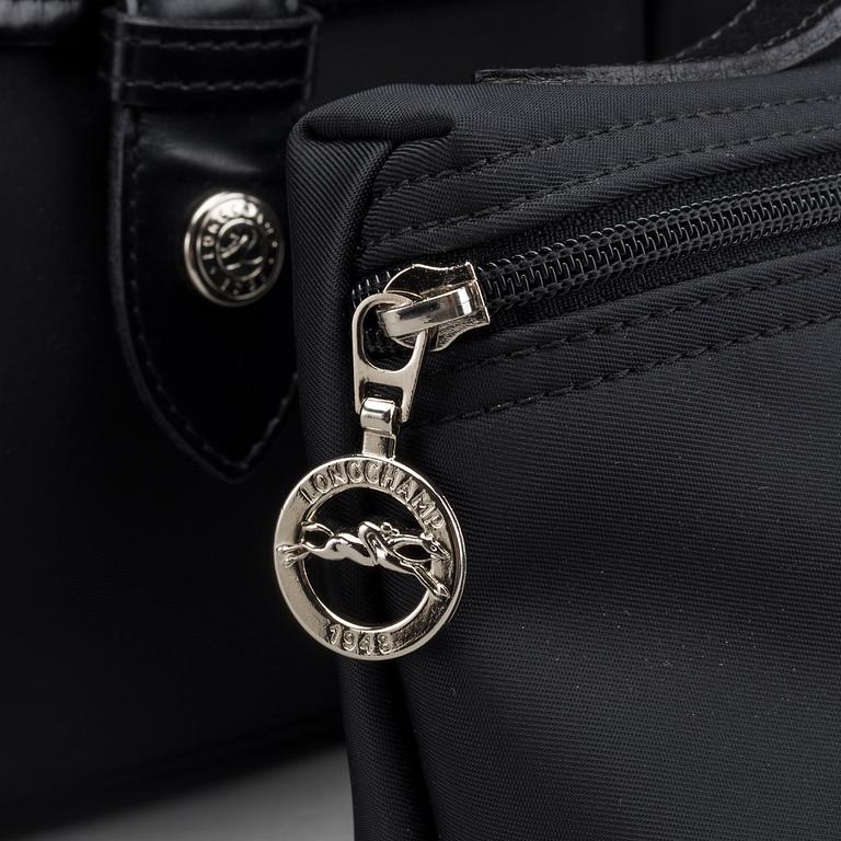 LONGCHAMP, väska samt necessär.