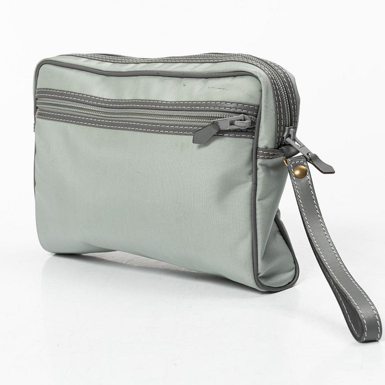 Dunhill, weekend bag with toiletry case.