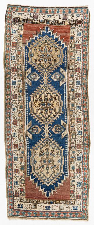 Rug, Sarab, approx. 298 x 120 cm.