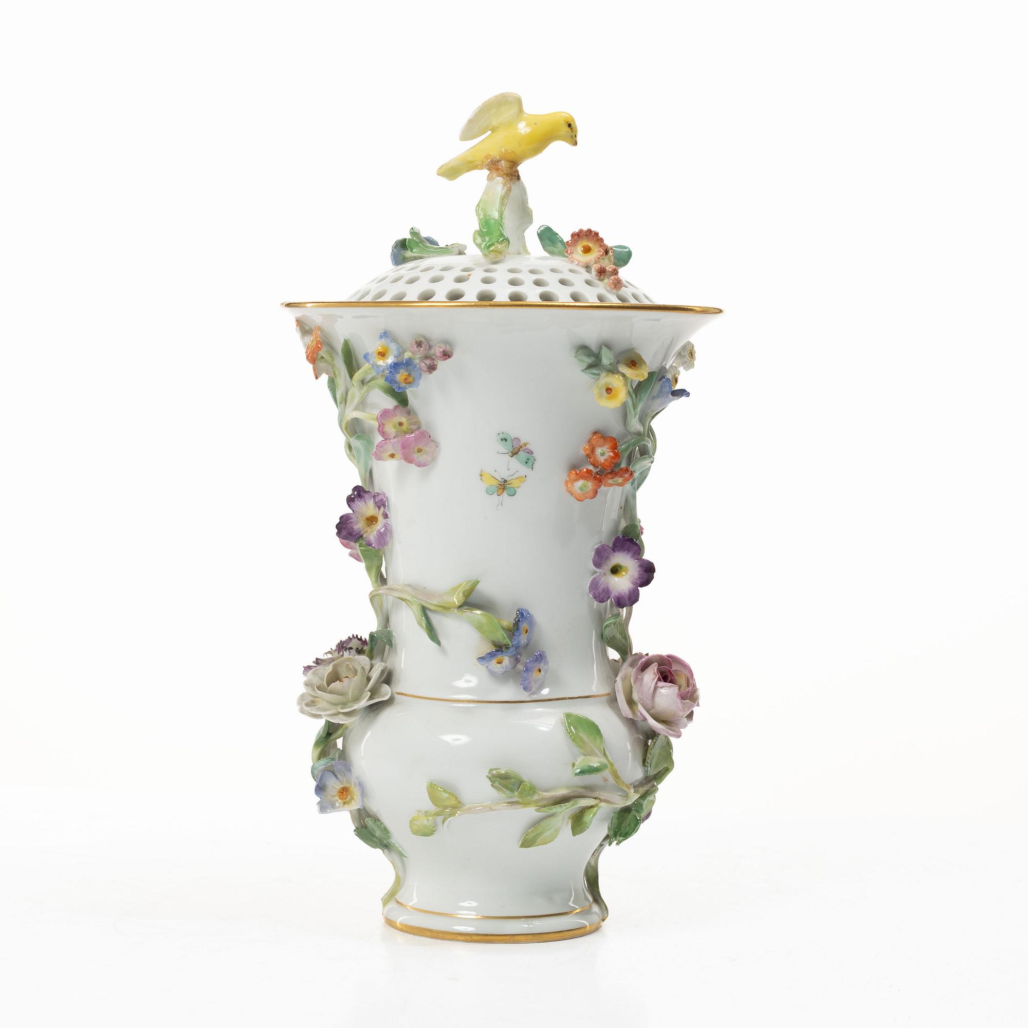 Meissen, Potpurriurna med lock, porslin, omkring 1900.