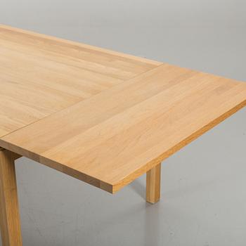 MATBORD, "Slitz", Möbelsnickarmästare Håkan Johansson, Olby Design sent 1900-tal.