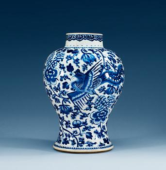 1686. A blue and white jar, Qing dynasty, Kangxi (1662-1722).