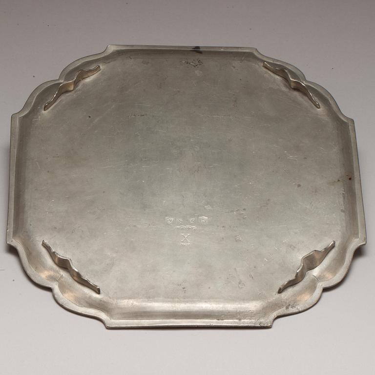 FAT, tenn, otydliga stämplar. Möjligen Baltikum, 17/1800-tal.