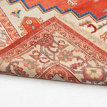 Matta, Västpersisk, Heriz-mönster, ca 380 x 301 cm.