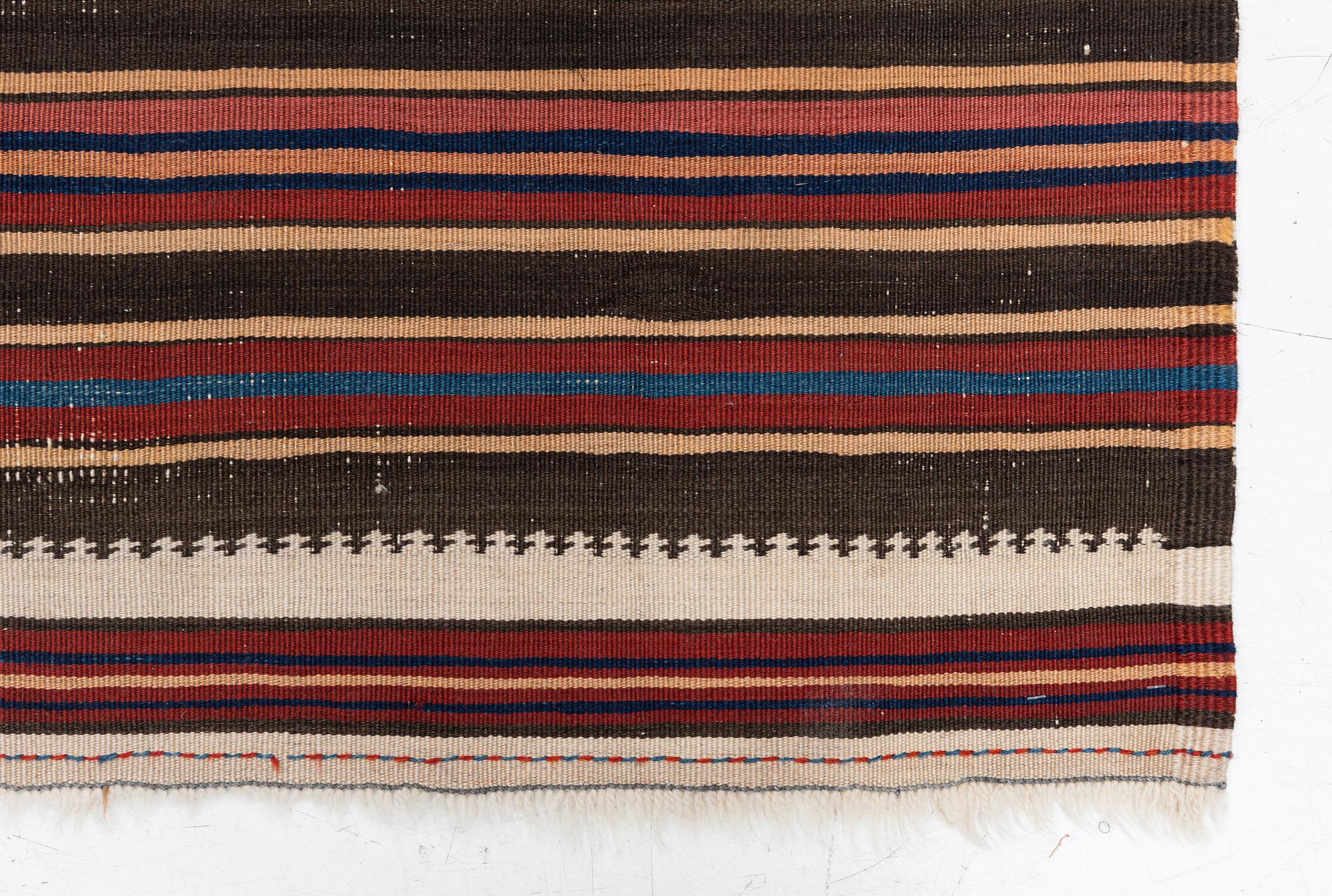 Rug, Kelim, semi-antique, approx. 272 x 155 cm.