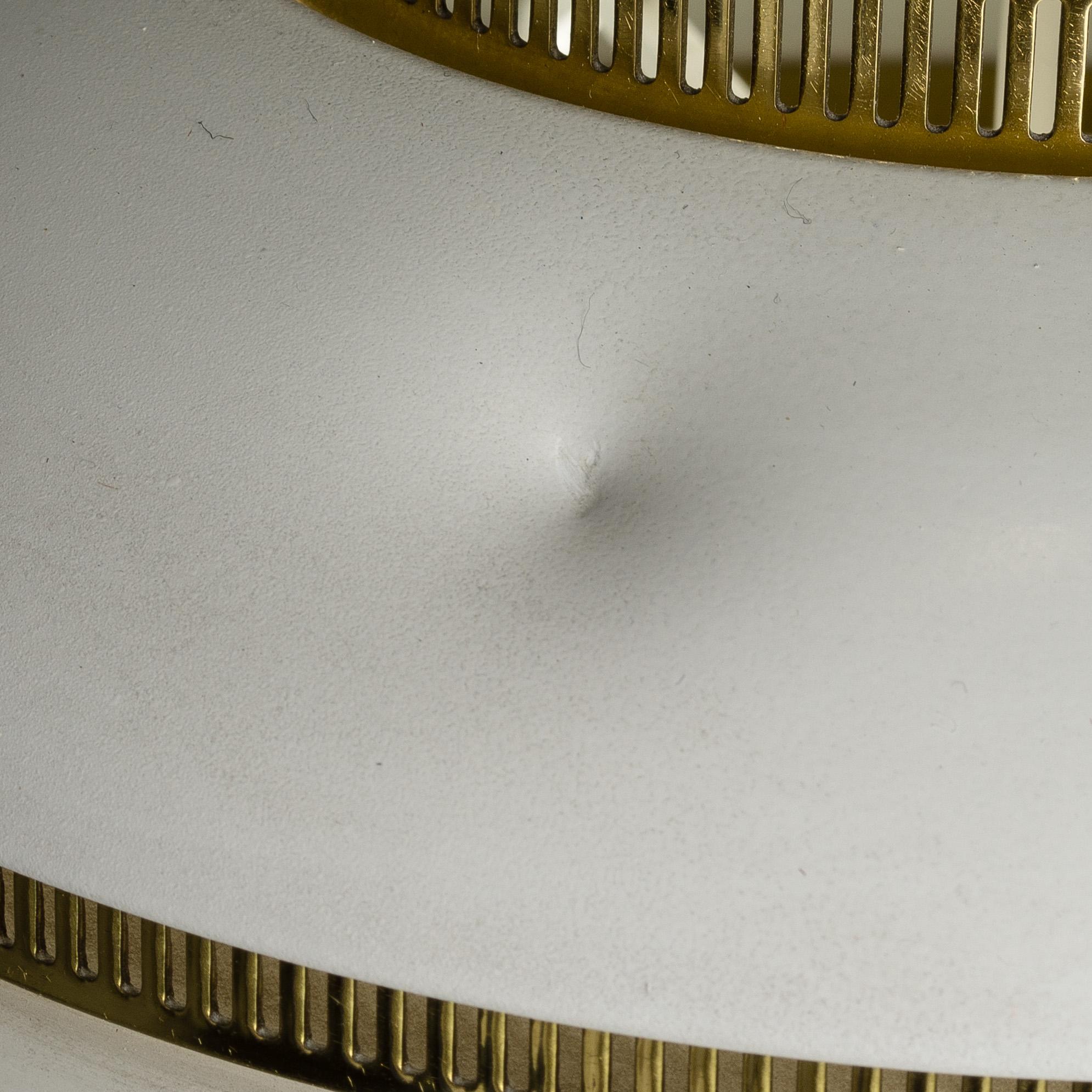 ALVAR AALTO, TAKLAMPA. Bikupa A332. Tillverkad av Valaistustyö. Formgiven 1953.