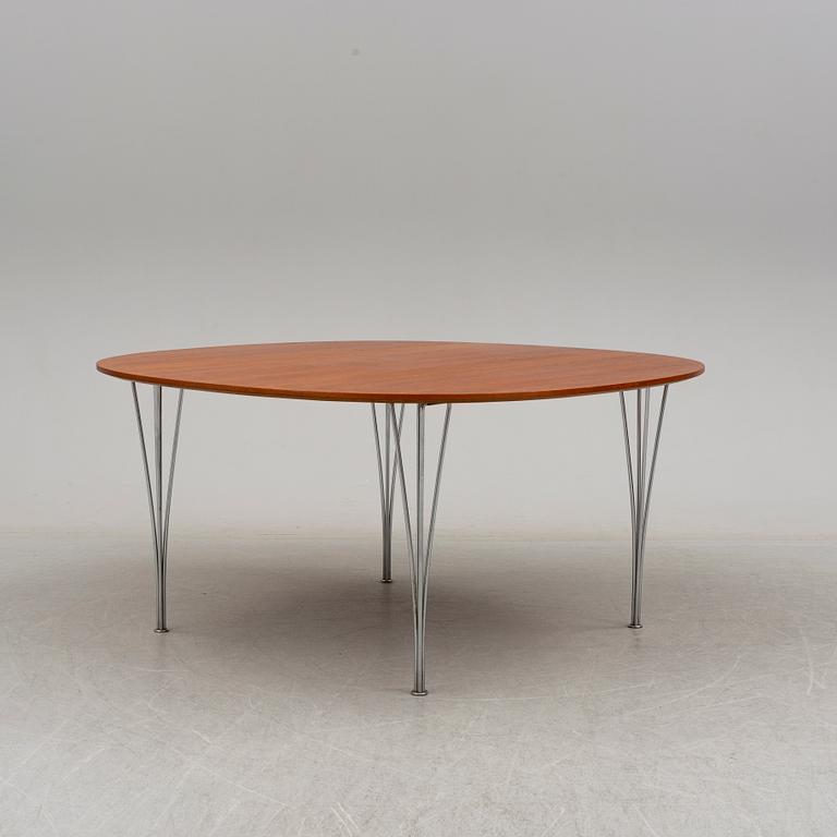 a 'Supercirkel' table by Bruno Mathsson / Piet Hein, late 20th century.