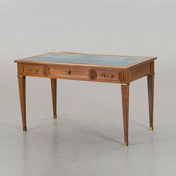 SKRIVBORD med stol England 1900-tal.