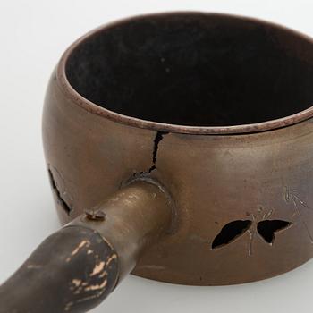 Esineitä, 3 kpl, Japani ja Kiina, 1900-luvun alku.