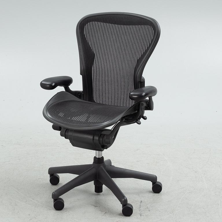 Don Chadwick/Bill Stump, skrivbordsstol, "Aeron", Herman Miller.