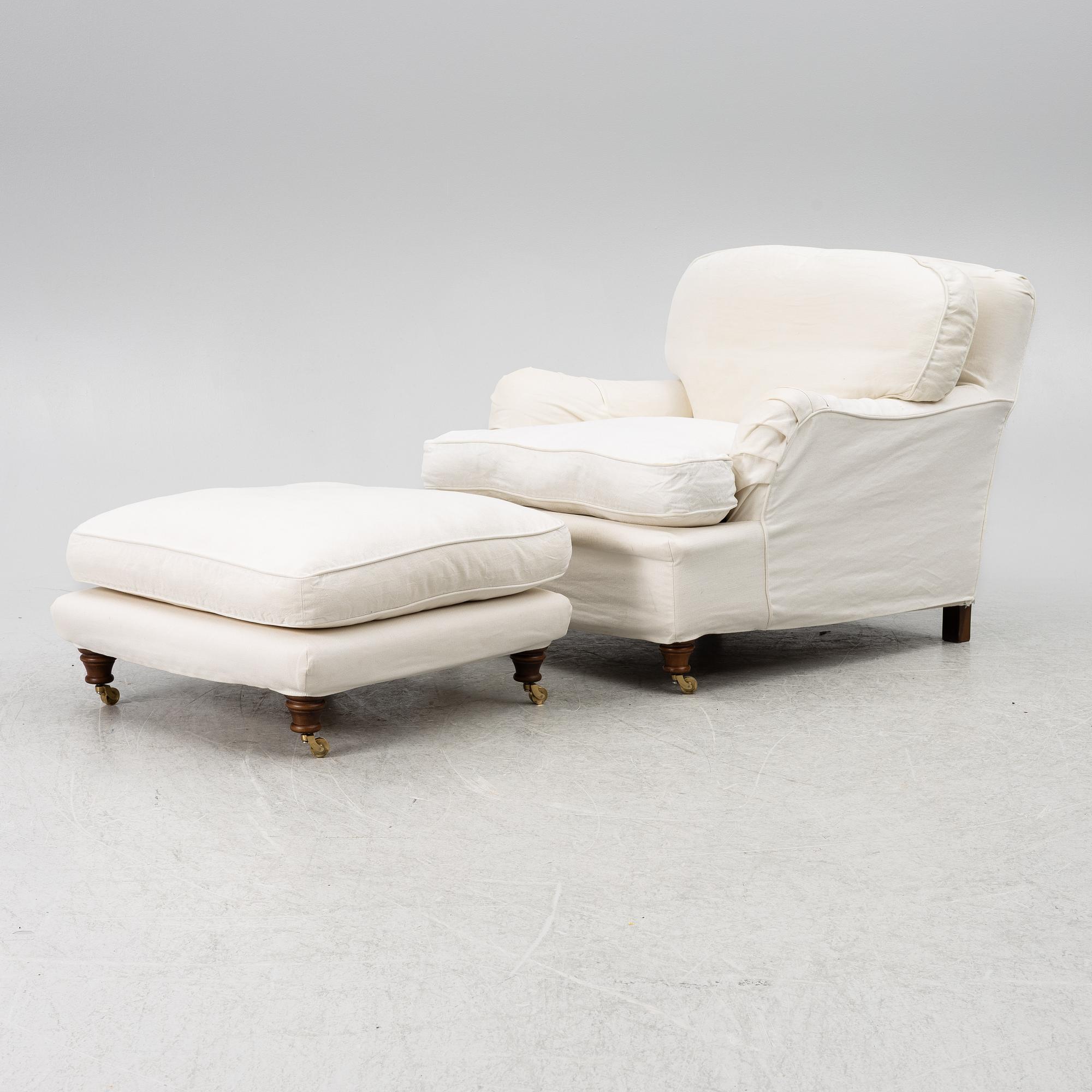 Fåtölj med fotpall, modell "Charles", Jio Möbler.