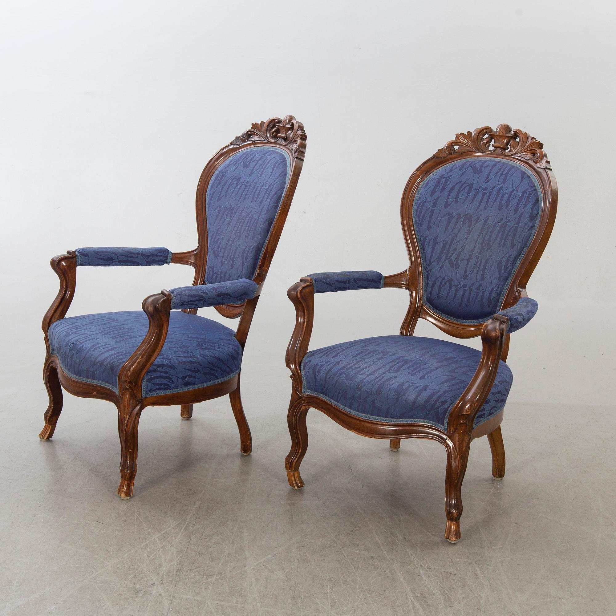 FÅTÖLJER ett par nyrokoko sent 1800-tal.